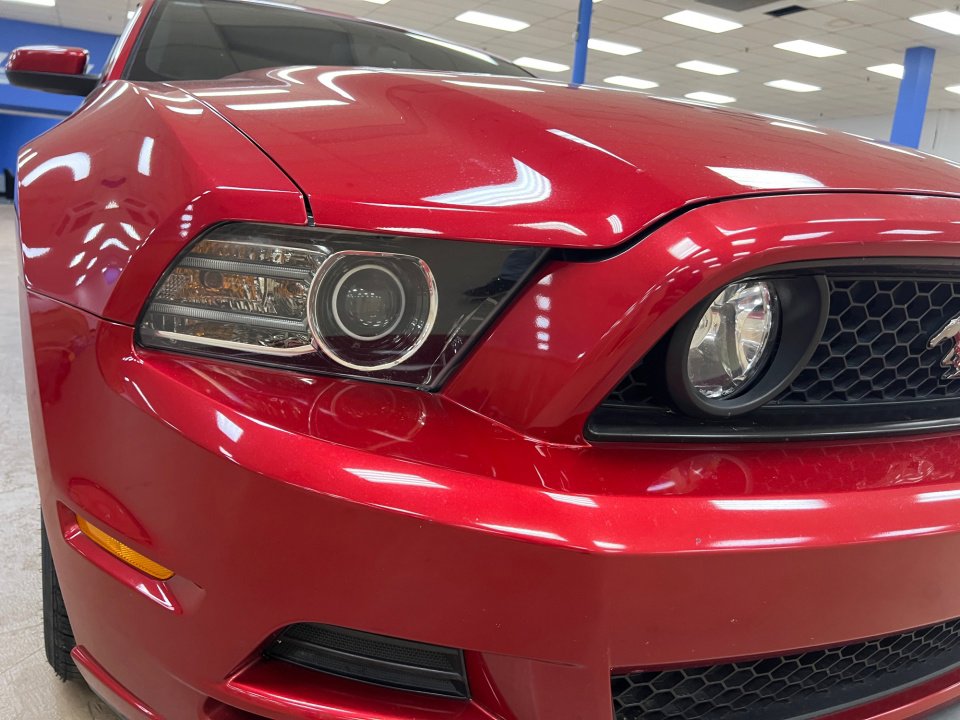 Used 2013 Ford Mustang GT Premium w/ Comfort Pkg image 26