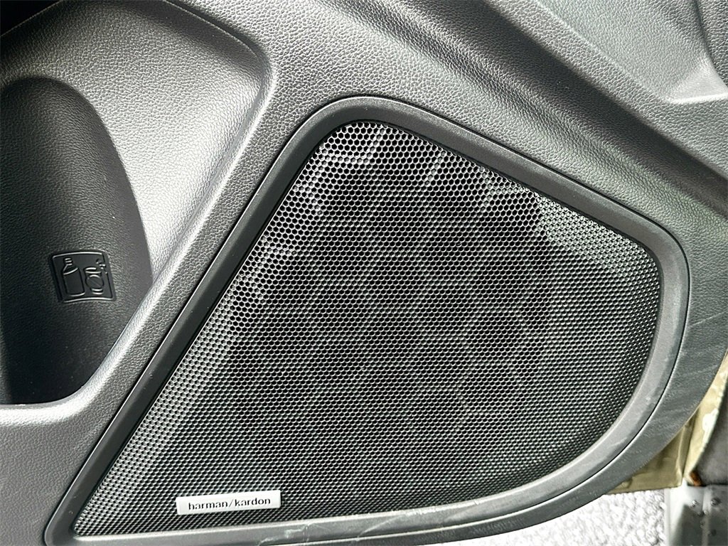 Used 2024 Subaru Outback Touring XT image 19