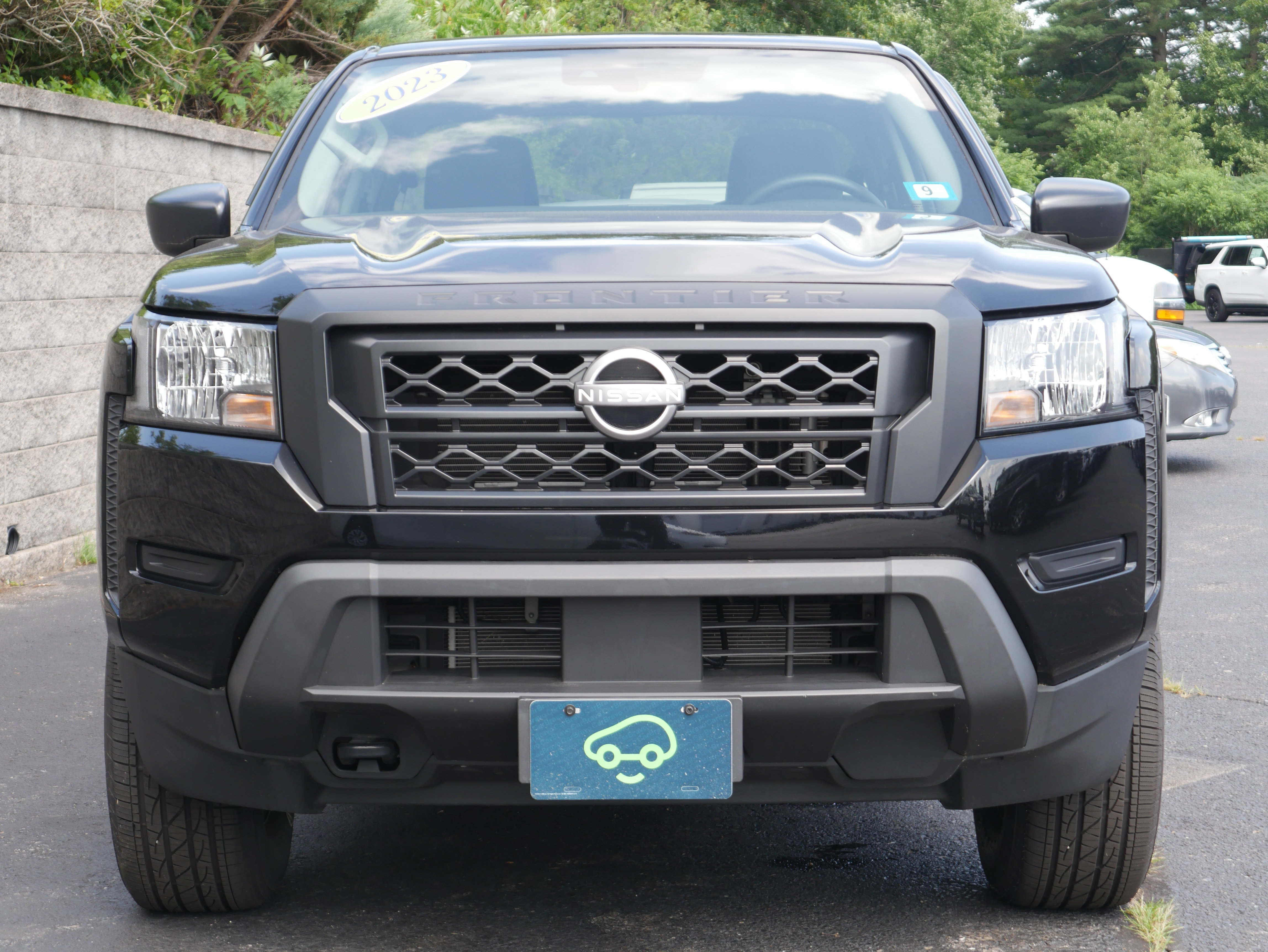 Used 2023 Nissan Frontier S w/ Technology Package AWD/4WD image 2