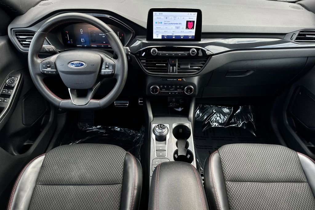 Certified 2023 Ford Escape ST-Line image 13
