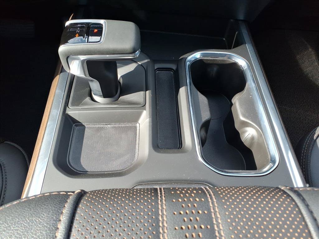 New 2026 Chevrolet Silverado 1500 High Country w/ Technology Package RWD image 20