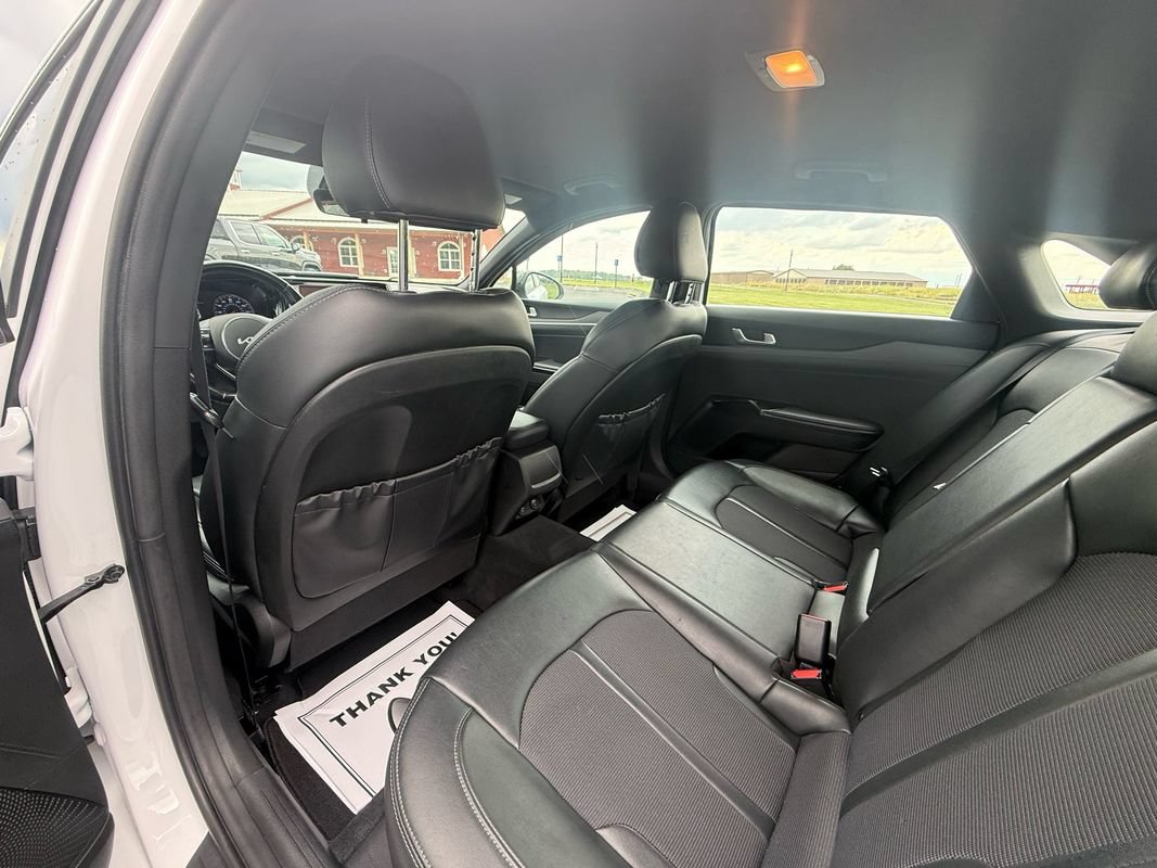 Used 2022 Kia K5 GT-Line AWD/4WD image 9