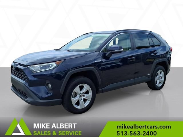 Used 2021 Toyota RAV4 XLE AWD/4WD image 3