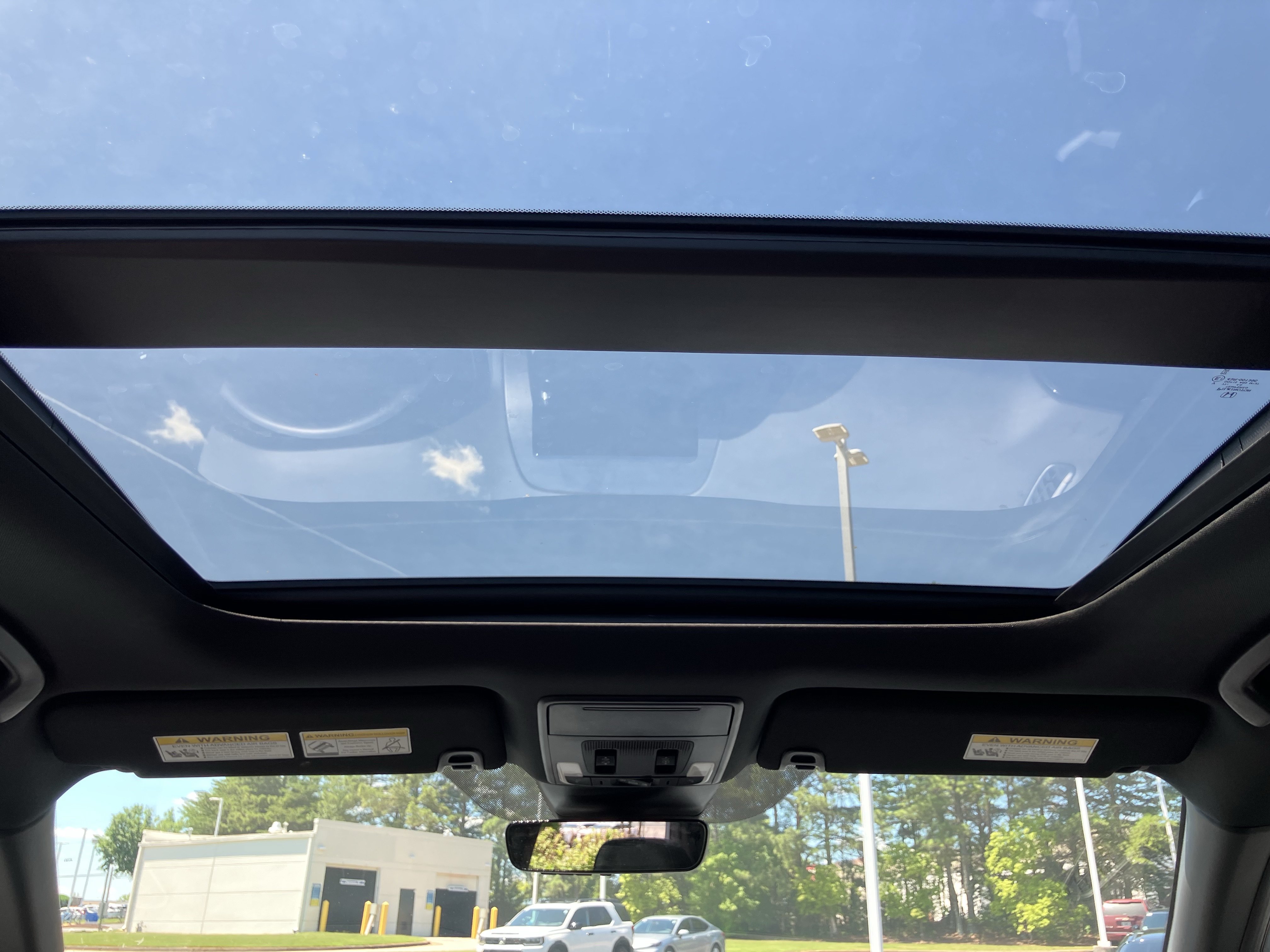 Certified 2025 Honda Pilot Black Edition image 32