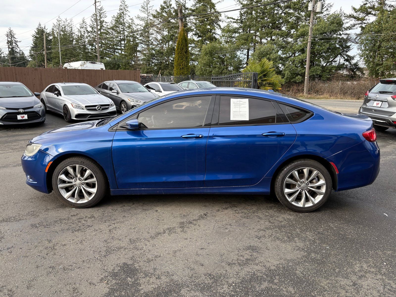 Used 2015 Chrysler 200 S image 4