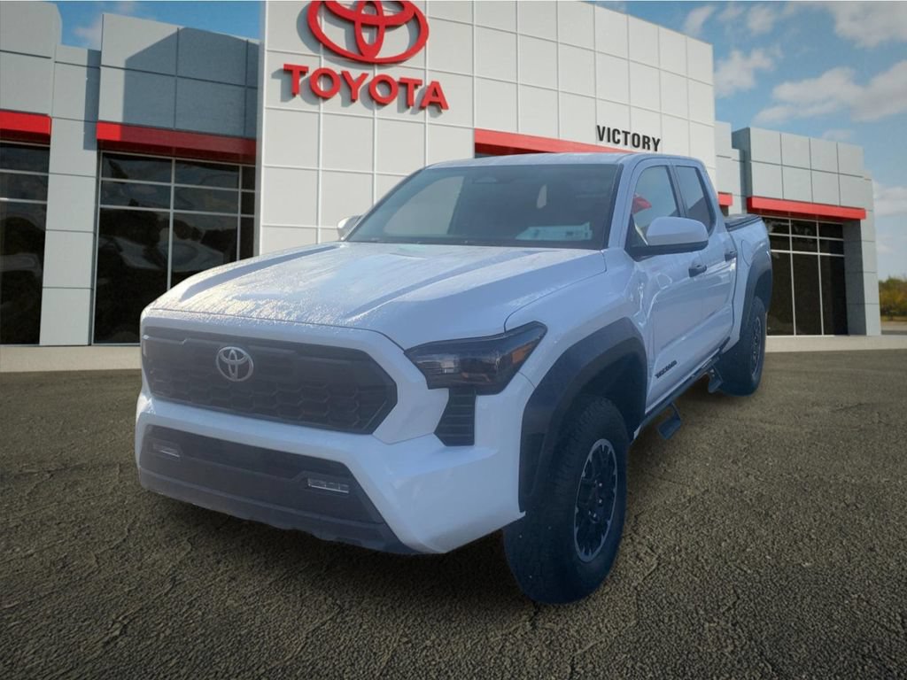 Used 2025 Toyota Tacoma TRD Off-Road AWD/4WD image 7