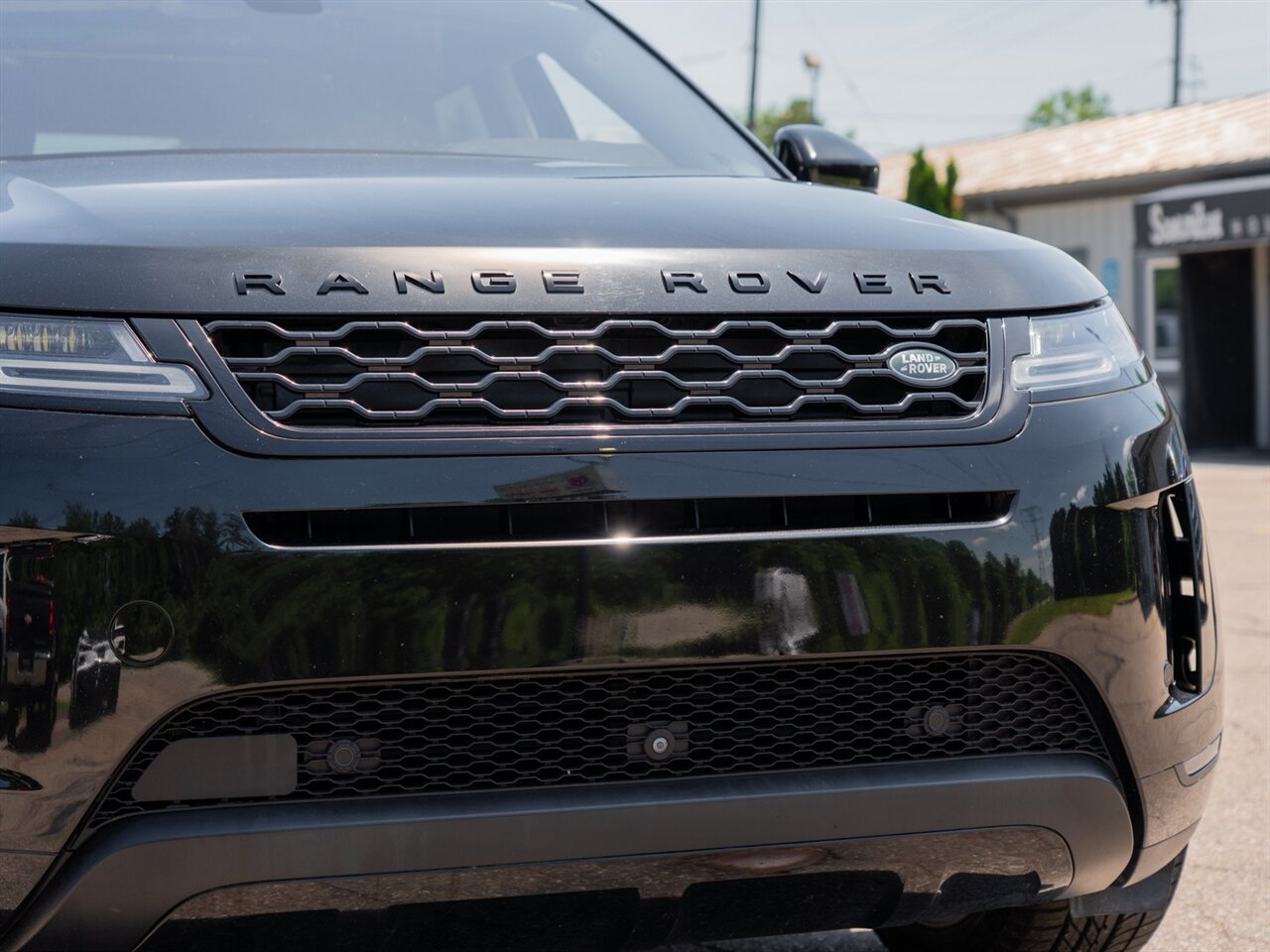 Used 2021 Land Rover Range Rover Evoque SE AWD/4WD image 9