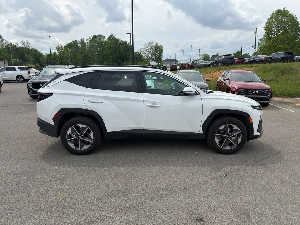 Used 2026 Hyundai Tucson SEL AWD/4WD image 2