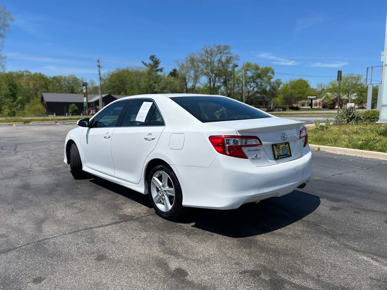 Used 2013 Toyota Camry SE FWD image 5