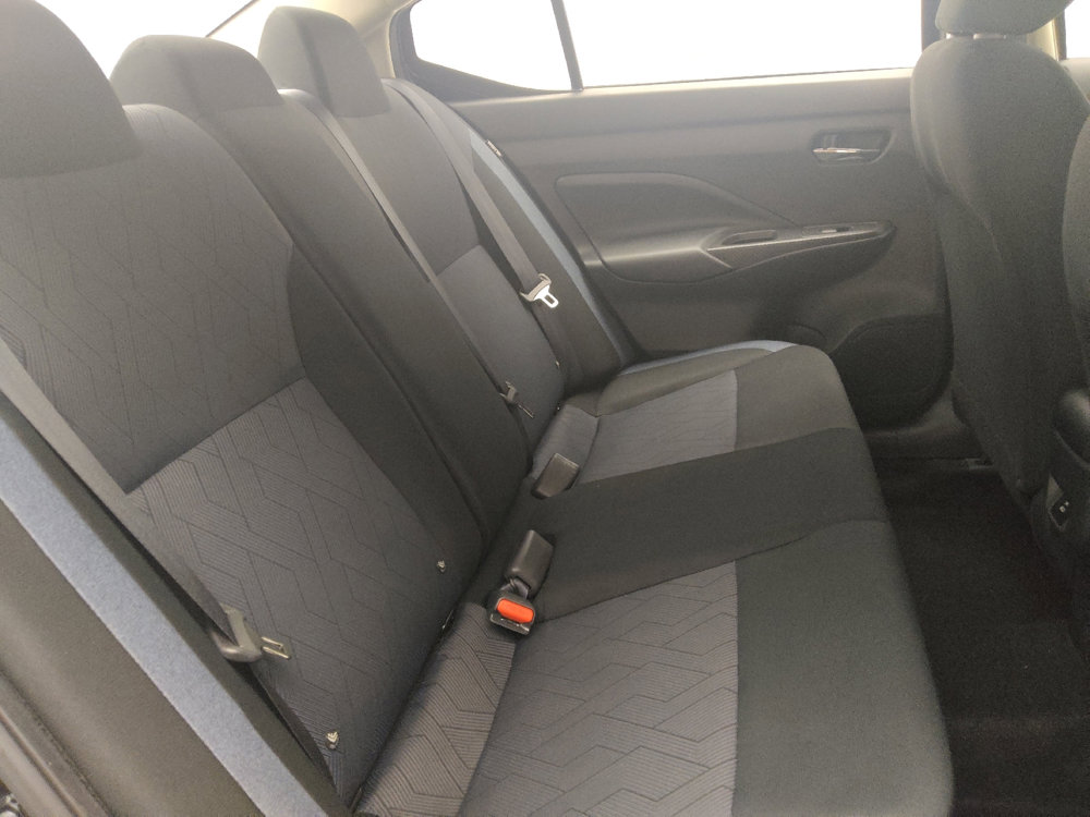 Used 2023 Nissan Versa SV image 19