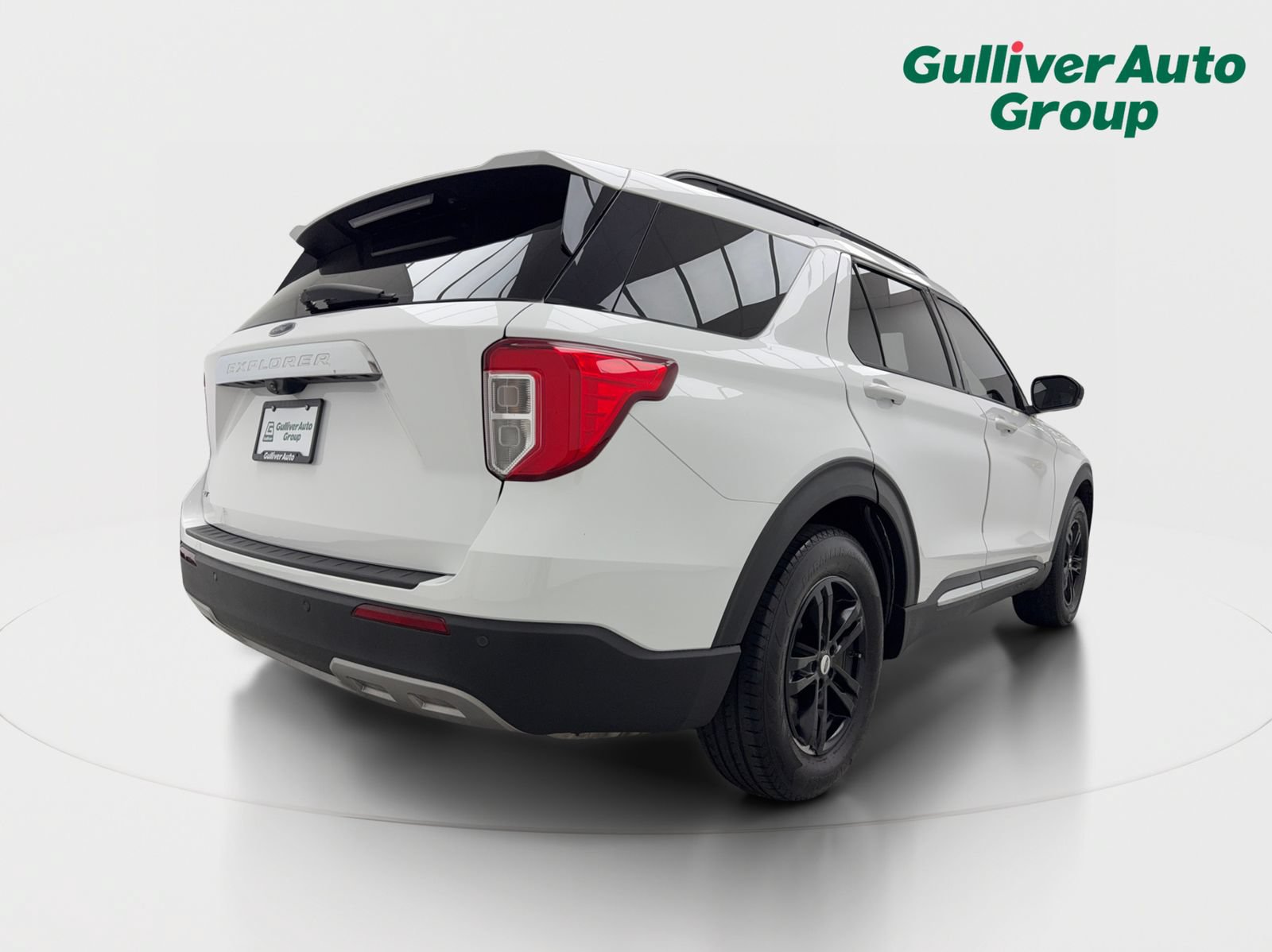 Used 2022 Ford Explorer XLT w/ Equipment Group 202A RWD image 8