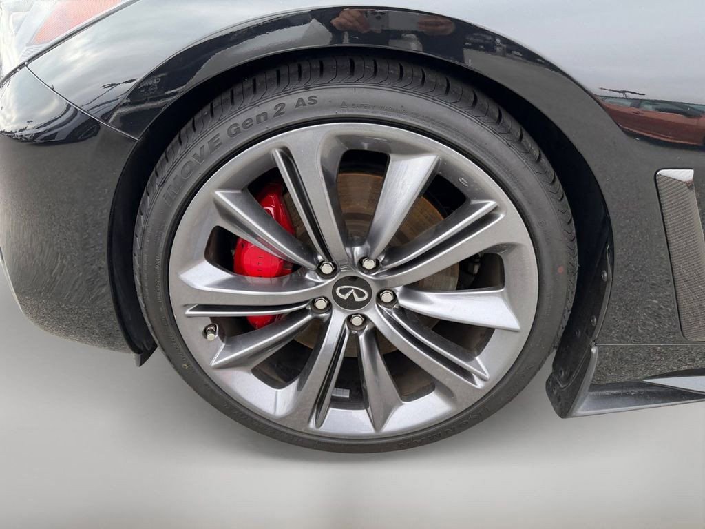 Used 2022 INFINITI Q60 Red Sport 400 w/ Carbon Fiber Package image 38