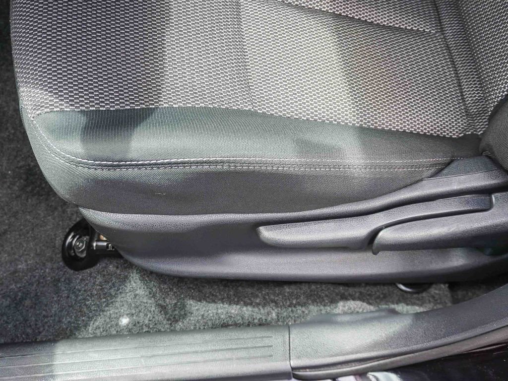 Used 2019 Nissan Versa SV FWD image 20
