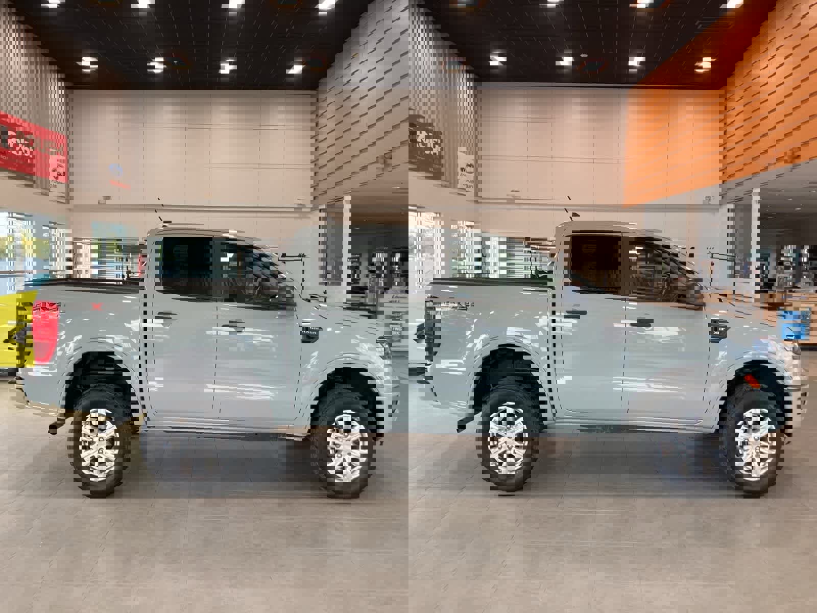 Used 2022 Ford Ranger XLT w/ Equipment Group 301A Mid image 4