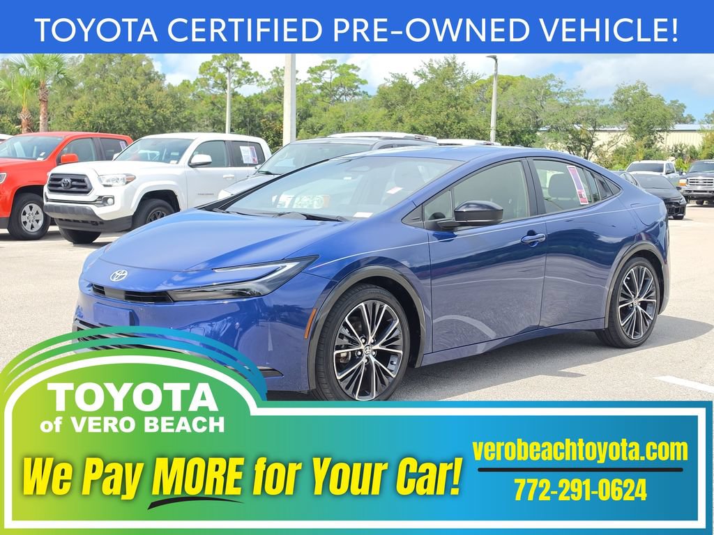 Used 2024 Toyota Prius XLE FWD image 1