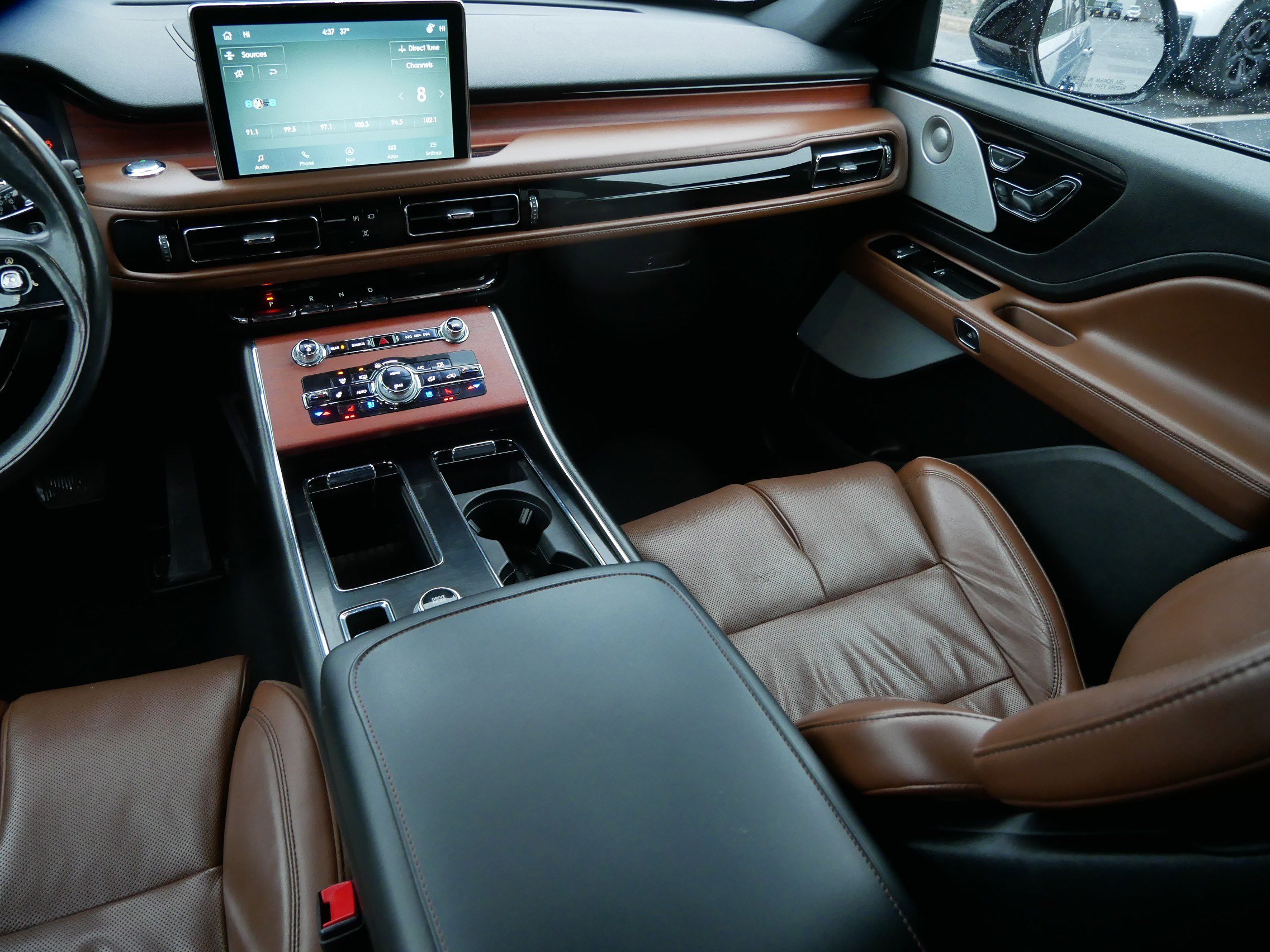 Used 2021 Lincoln Aviator Reserve w/ Equipment Group 202A image 11