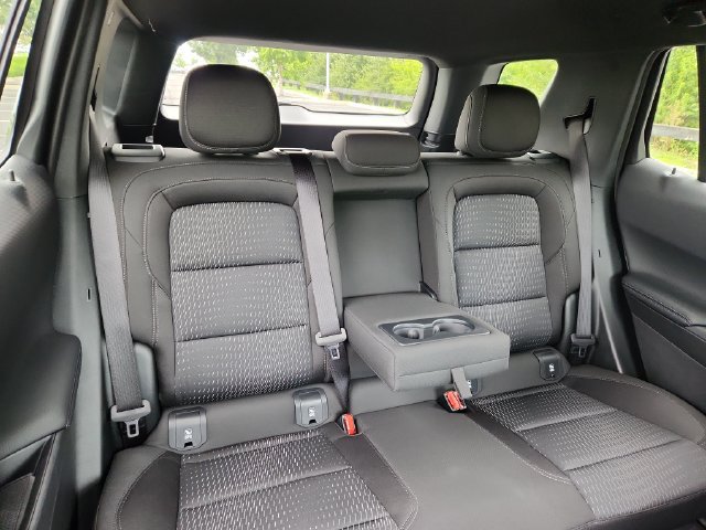 New 2027 Chevrolet Equinox LT w/ Safety and Technology Package FWD image 17