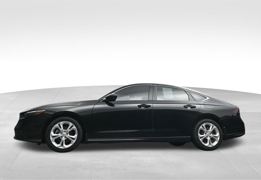 Used 2025 Honda Accord LX image 40
