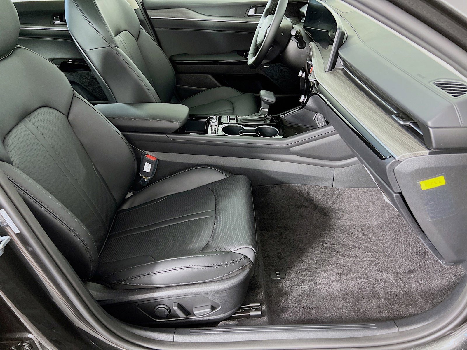 New 2026 Kia K5 EX FWD image 24
