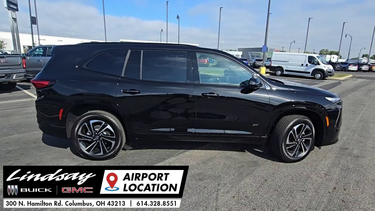New 2026 Buick Enclave Sport Touring w/ Power Package AWD/4WD image 10