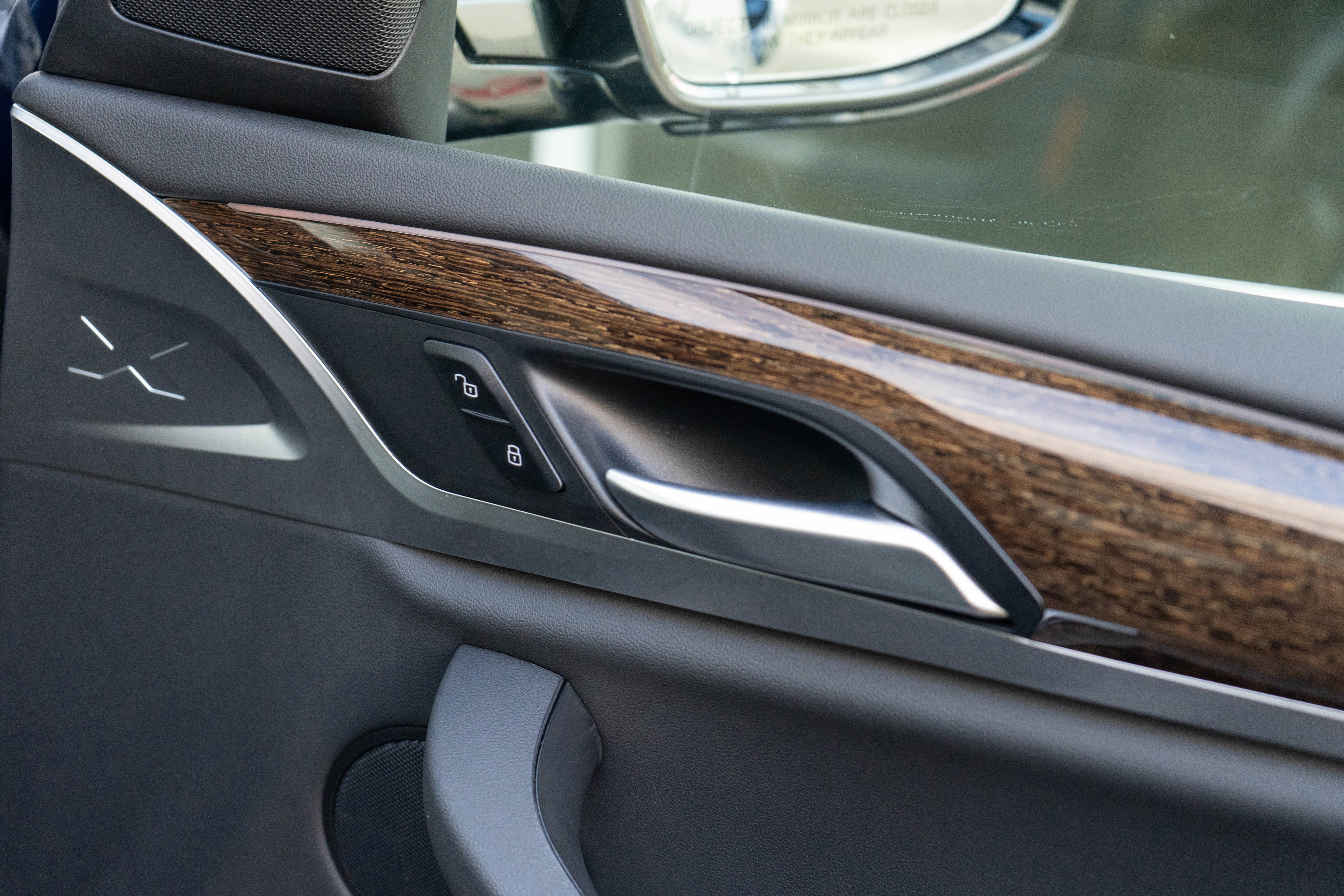 Used 2020 BMW X4 xDrive30i w/ Convenience Package image 32