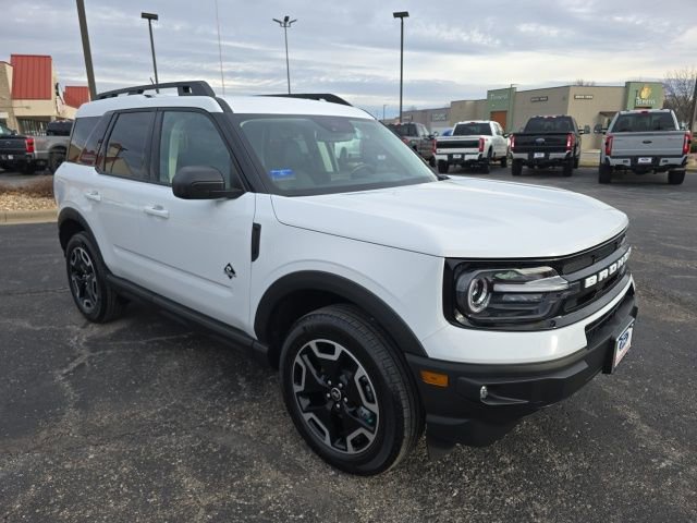 Used 2023 Ford Bronco Sport Outer Banks image 7