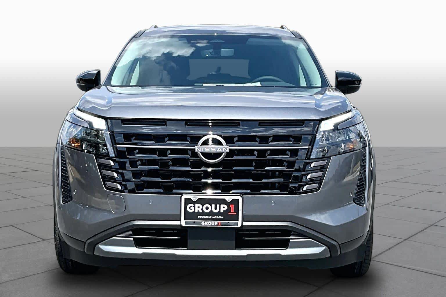 New 2026 Nissan Pathfinder SL FWD image 3