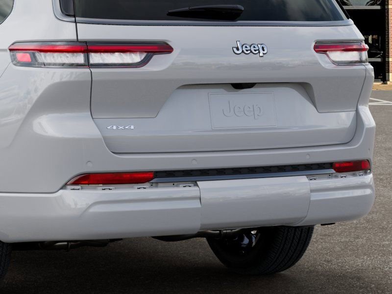 New 2026 Jeep Grand Cherokee L Limited image 13