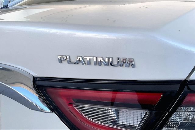 Used 2021 Nissan Maxima Platinum w/ Sport Mat Group FWD image 22