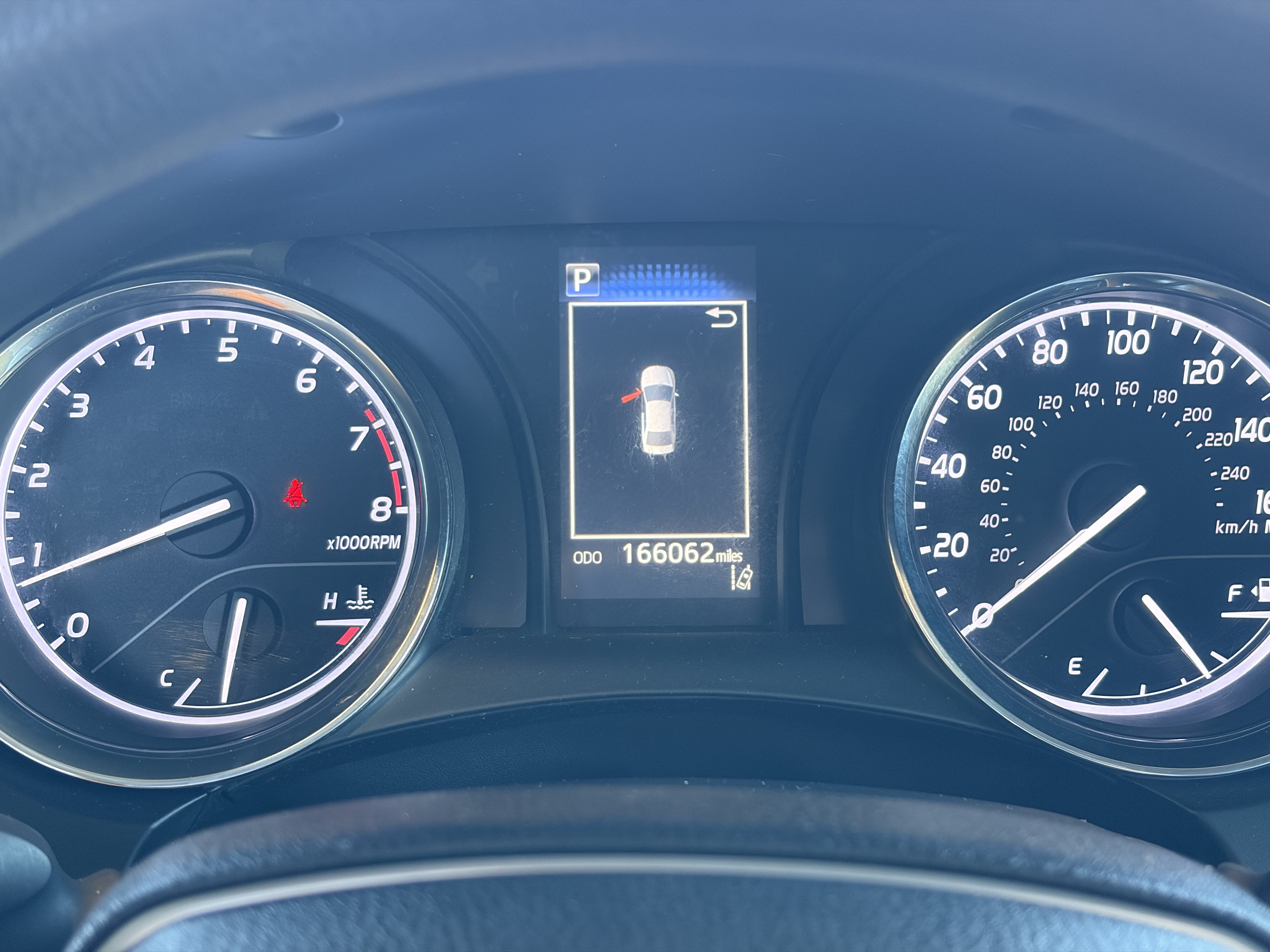 Used 2018 Toyota Camry LE FWD image 14
