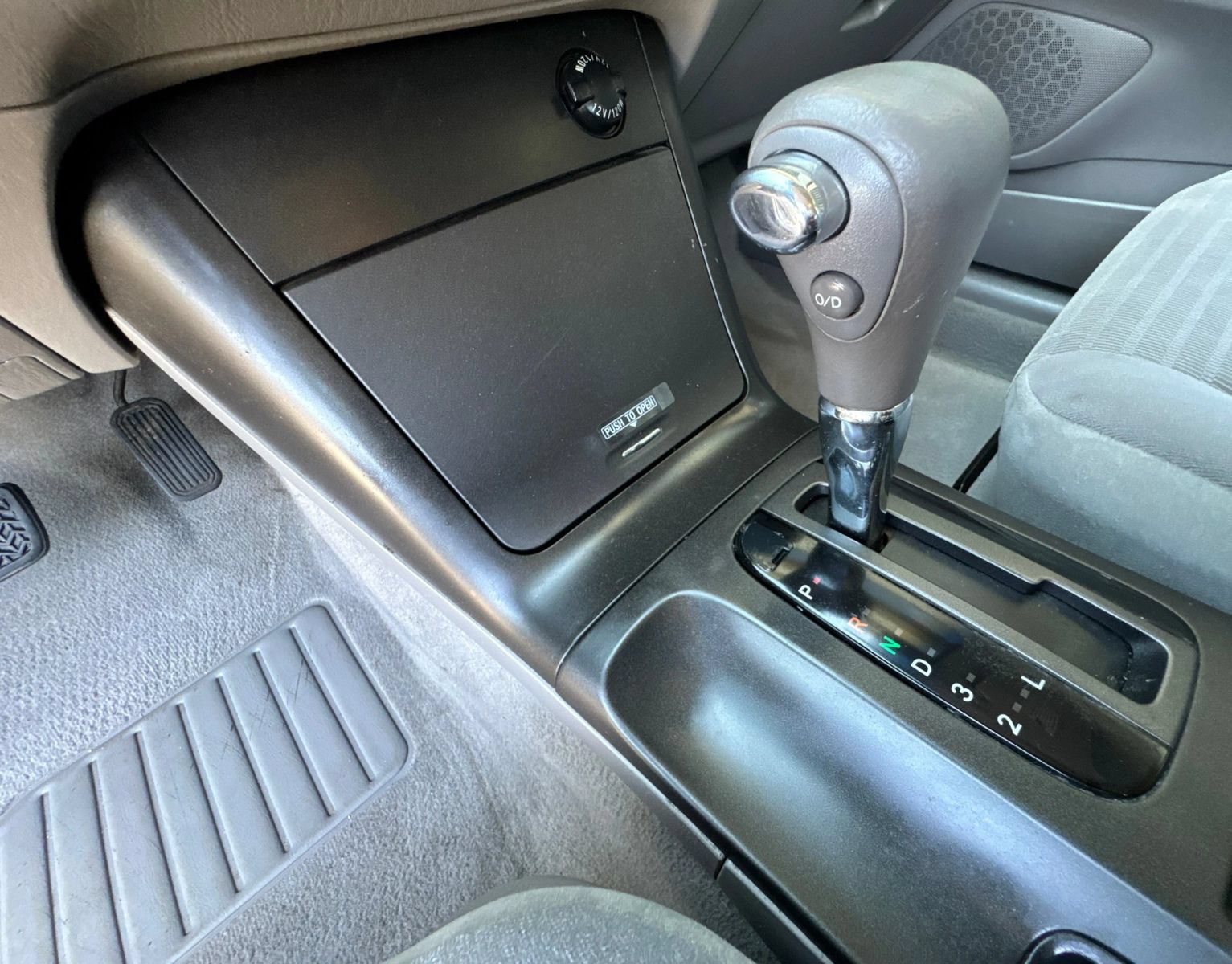 Used 2005 Toyota Camry LE FWD image 74