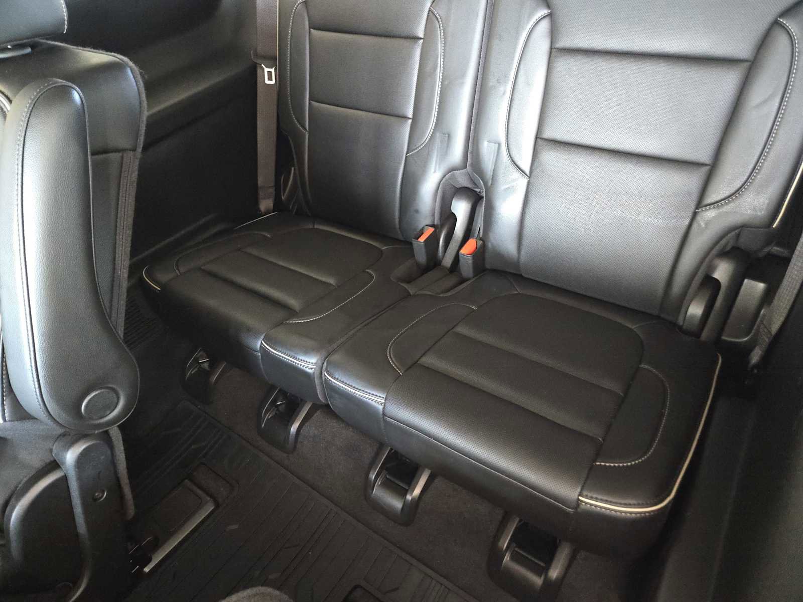 Used 2021 GMC Acadia Denali w/ Denali Technology Package image 31