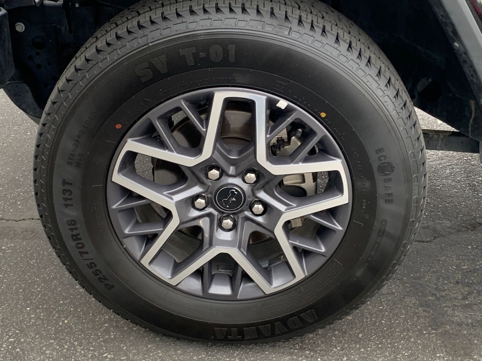 Used 2025 Jeep Wrangler Sahara image 29