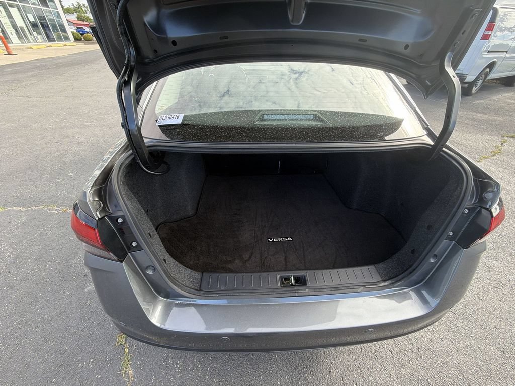 Used 2024 Nissan Versa SV FWD image 22