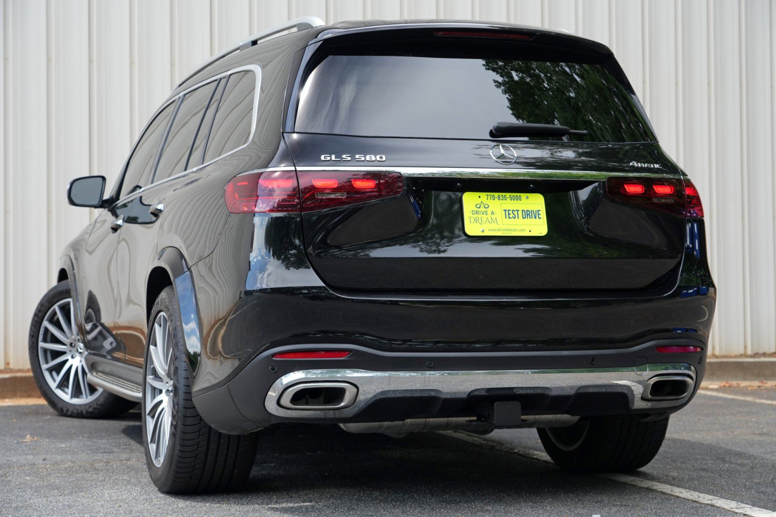 Used 2024 Mercedes-Benz GLS 580 4MATIC image 6