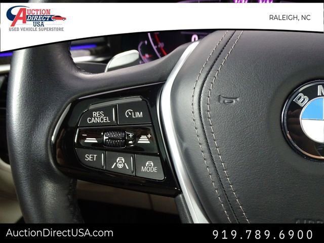 Used 2021 BMW 540i w/ Premium Package image 25