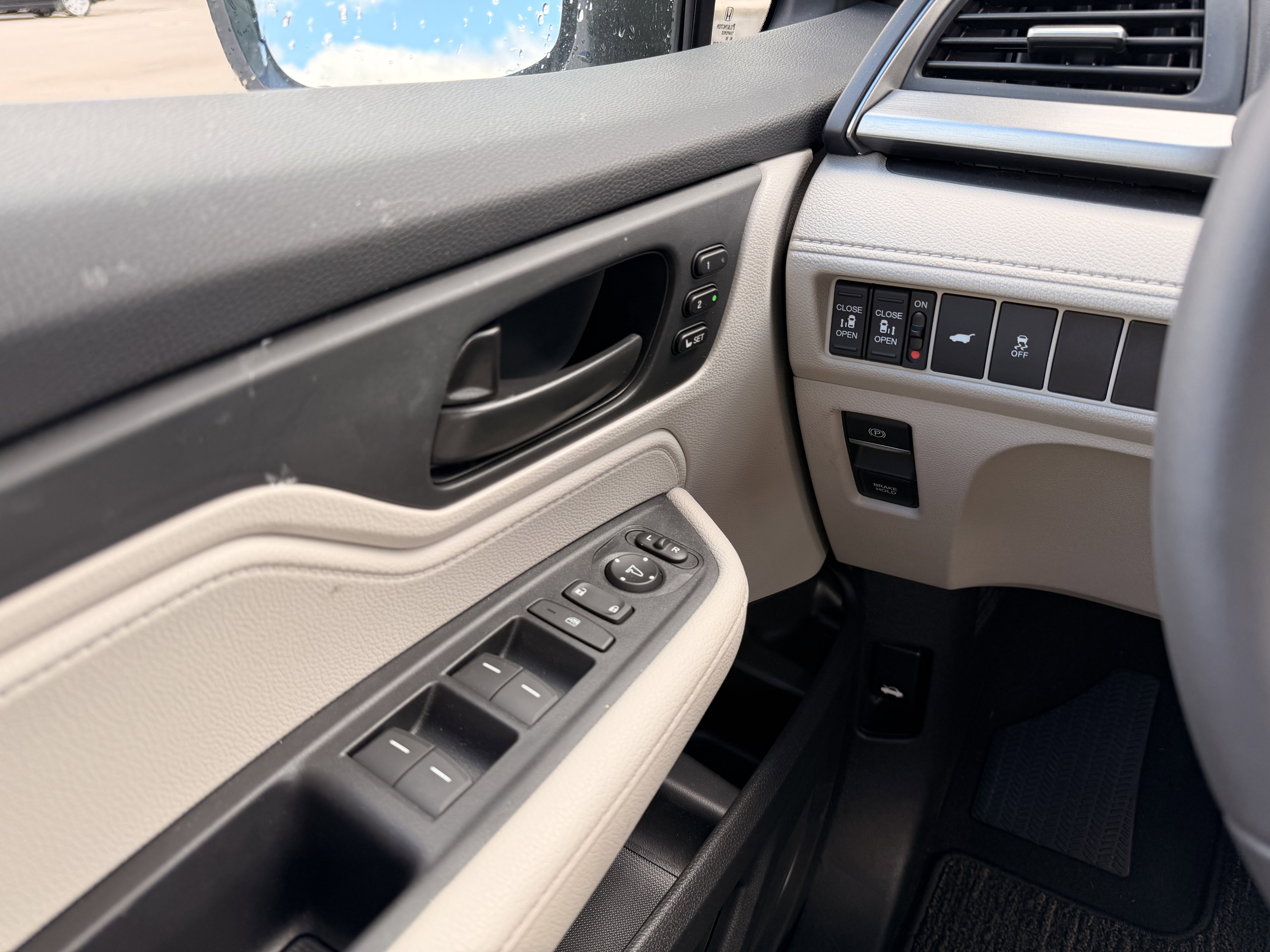 Used 2026 Honda Odyssey EX-L image 21