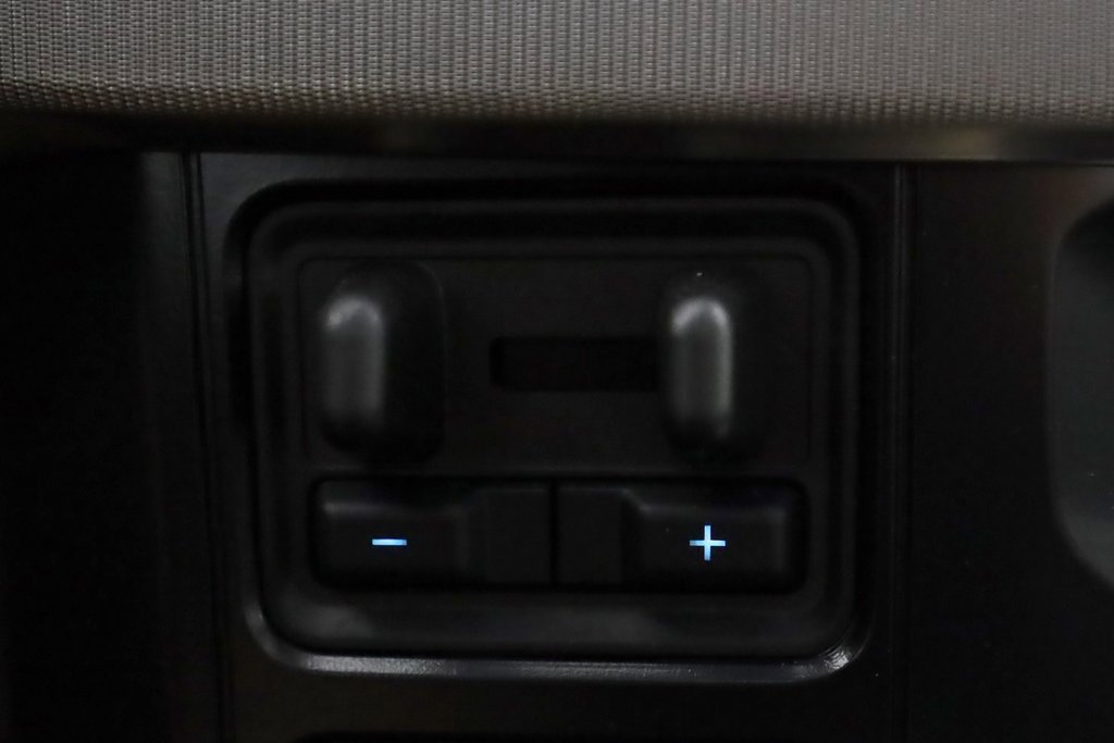 Used 2025 Ford F450 Platinum w/ Platinum Plus Package image 36
