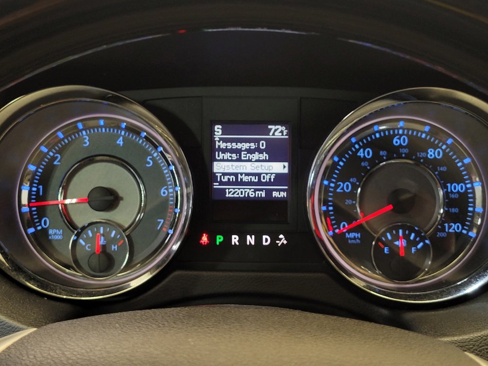Used 2014 Chrysler Town & Country Limited w/ Luxury Group FWD image 23