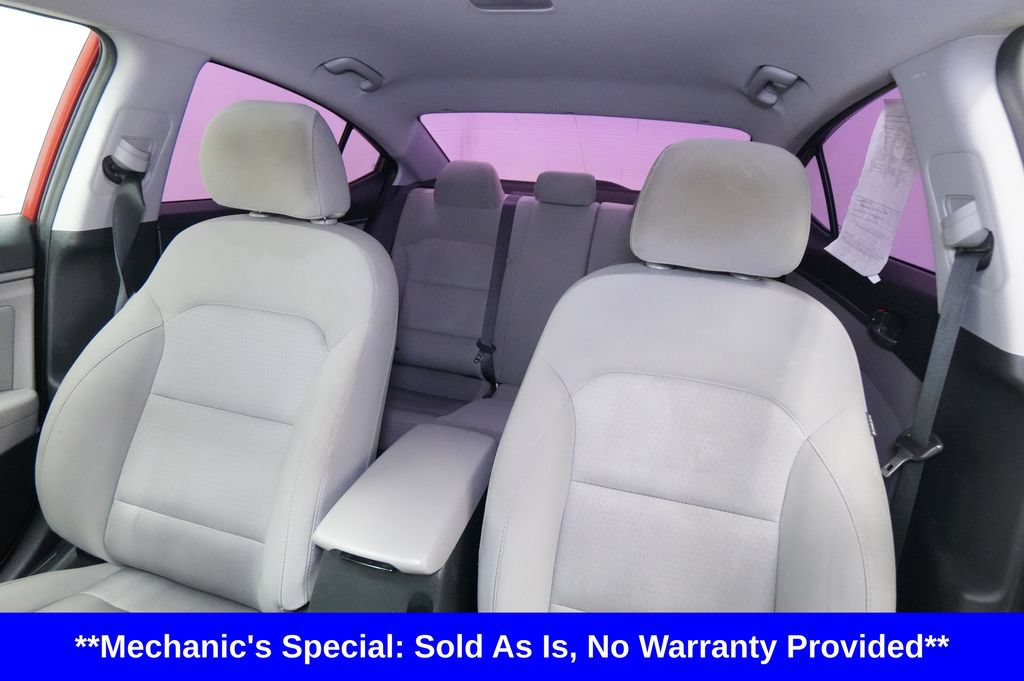 Used 2017 Hyundai Elantra SE FWD image 14