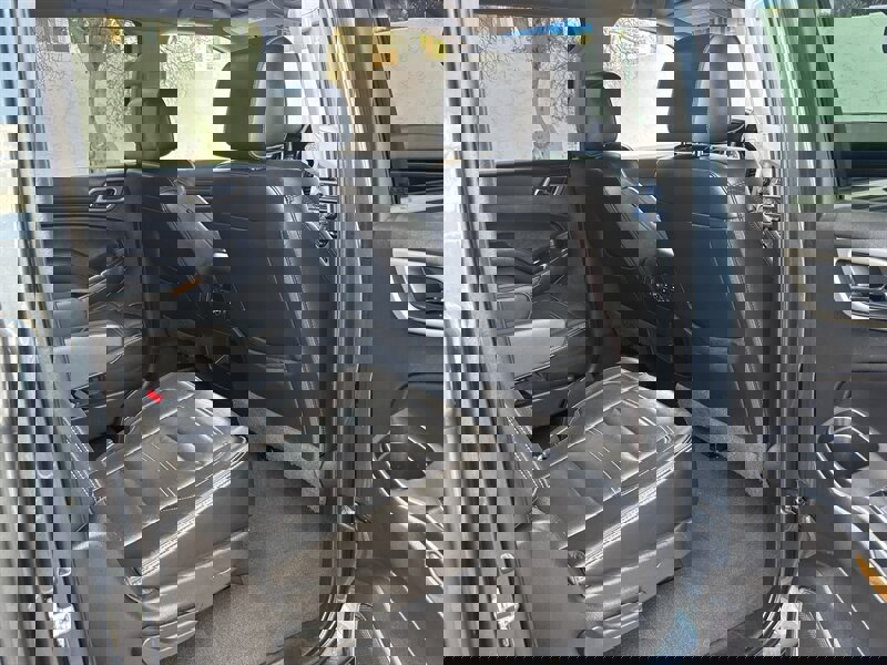 Used 2019 GMC Yukon XL Denali image 46