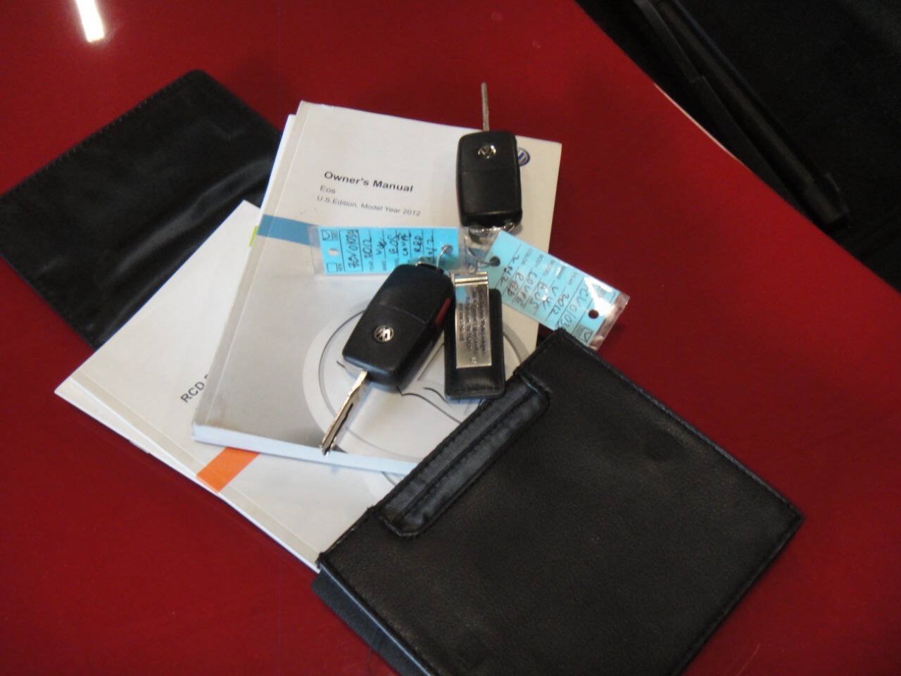 Used 2012 Volkswagen Eos Komfort FWD image 25
