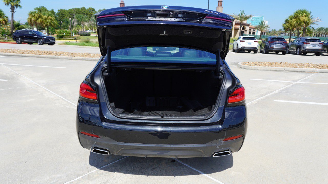 Used 2023 BMW 530i w/ M Sport Package RWD image 37