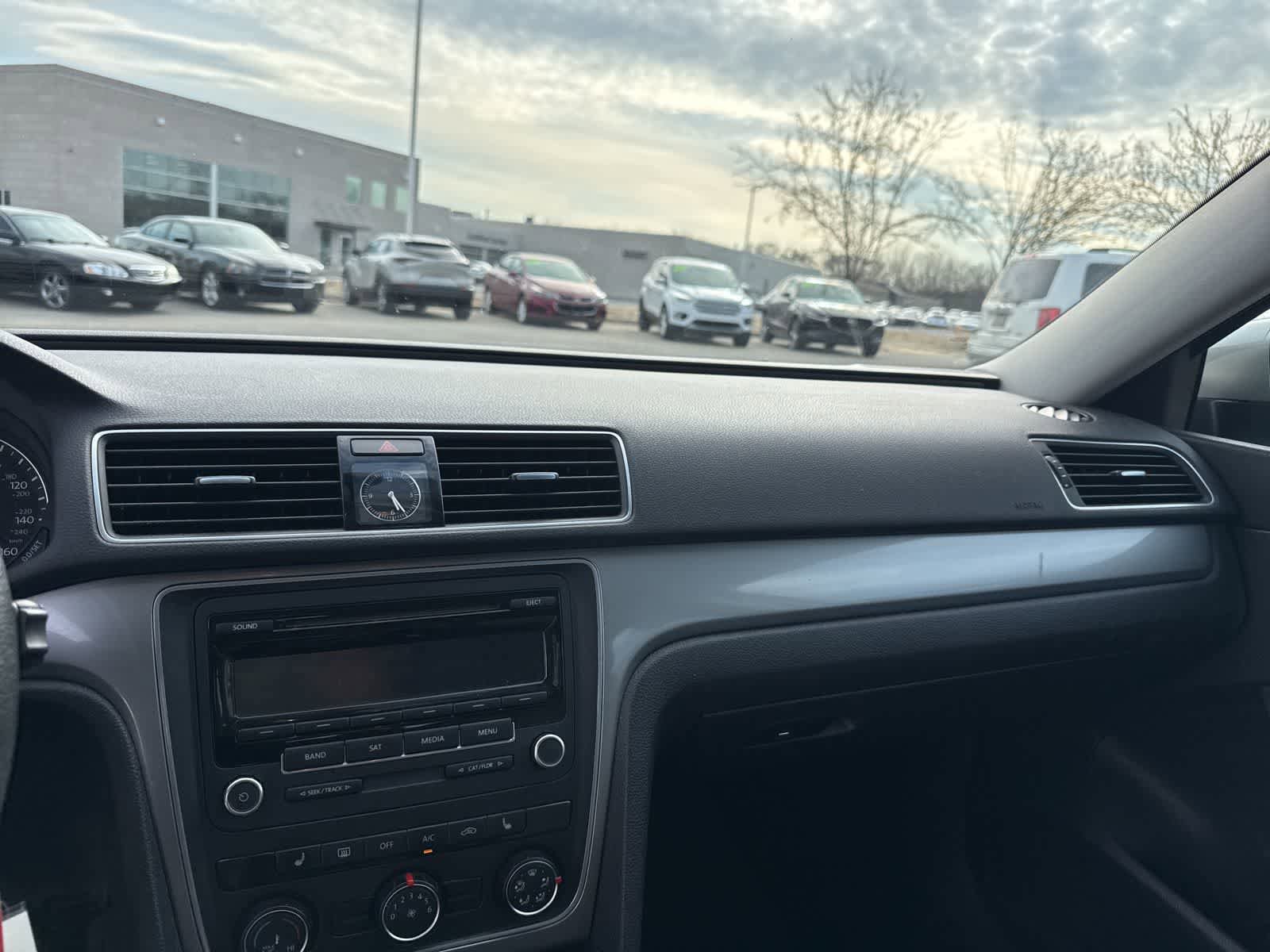 Used 2013 Volkswagen Passat Wolfsburg Edition image 22