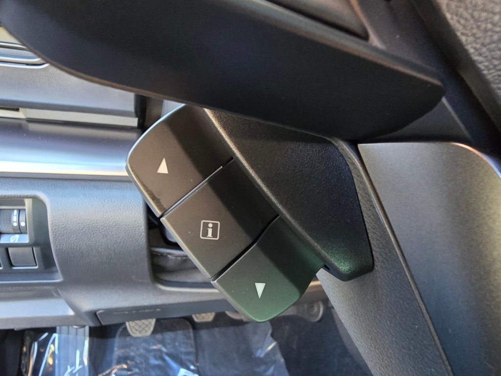 Used 2022 Subaru WRX AWD/4WD image 6