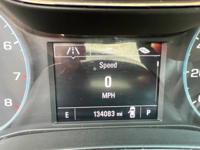 Used 2017 Chevrolet Cruze LT w/ Convenience Package FWD image 11