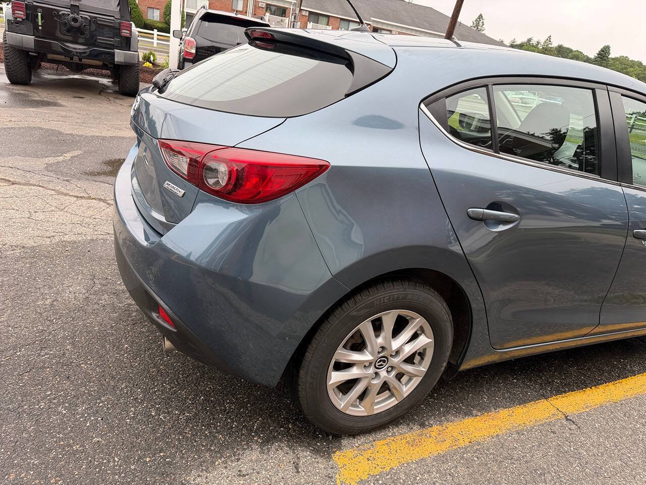 Used 2016 MAZDA MAZDA3 i Touring FWD image 13