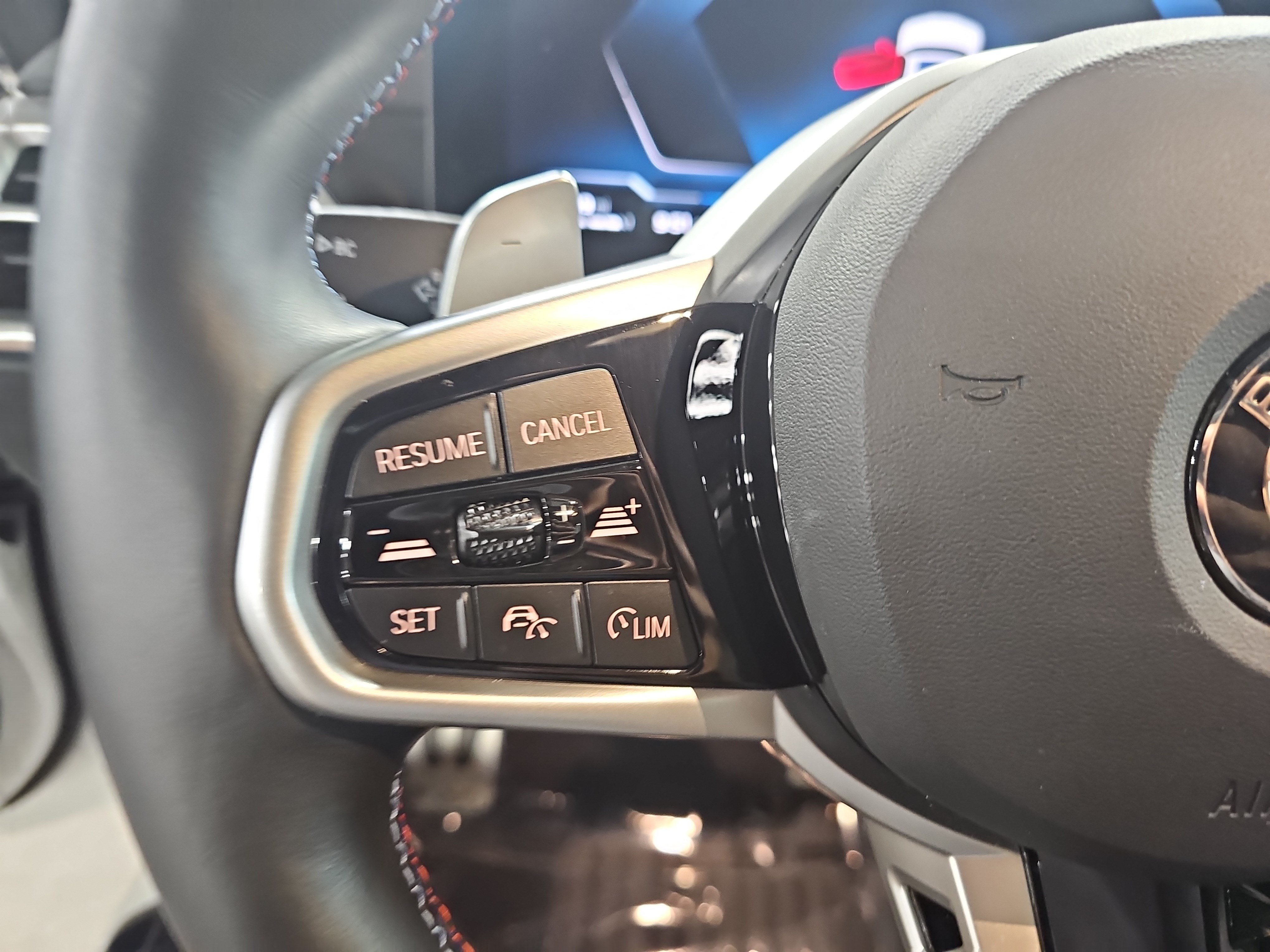 Certified 2025 BMW M440i Coupe w/ Premium Package RWD image 19