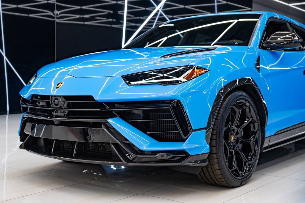 Used 2024 Lamborghini Urus Performante AWD/4WD image 4