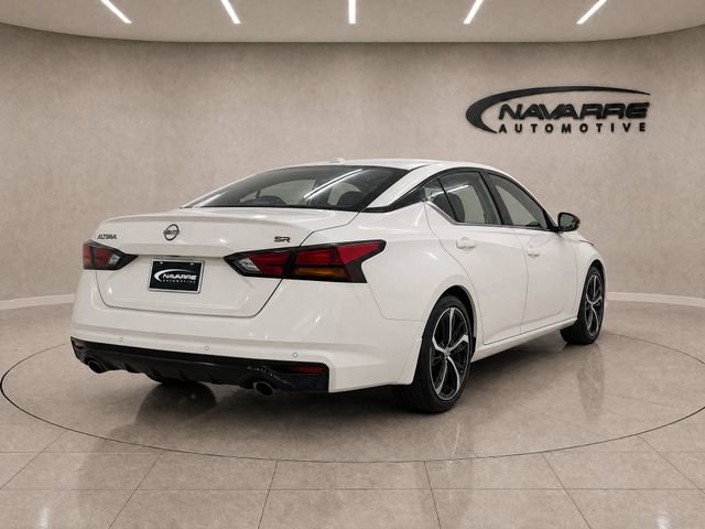 Used 2024 Nissan Altima 2.5 SR FWD image 9